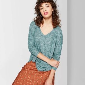 Wild Fable Long Sleeve V-neck Shirt